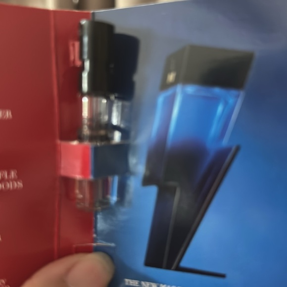 Carolina Herrera Bad Boy Cobalt Fragrance - Picture 4 of 4